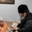 Благочинный Брянского района посетил бывшую блокадницу, проживающую в Сельцо - Сельцовский вестник 32